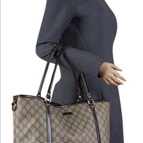 Authentic Gucci GG Supreme Joy Medium Tote - Picture 16 of 16